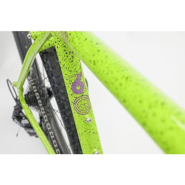 Fugio 20 LG Wild Gravel Bike - 6061 Aluminium Frame, Carbon Fork, Sram Apex 1x11, Tubeless Ready 9 Fugio 20 LG Wild Gravel Bike - 6061 Aluminium Frame, Carbon Fork, Sram Apex 1x11, Tubeless Ready - Image 6